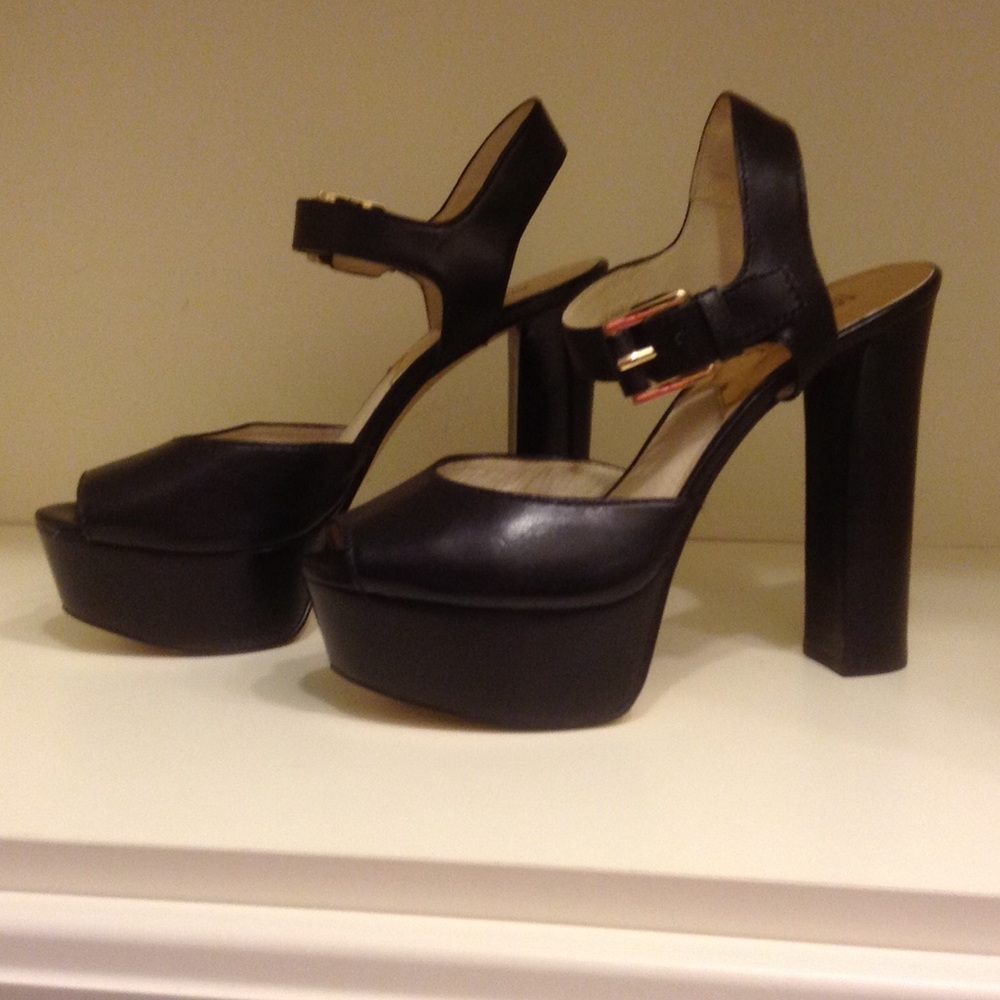 MICHAEL KORS Platforms!